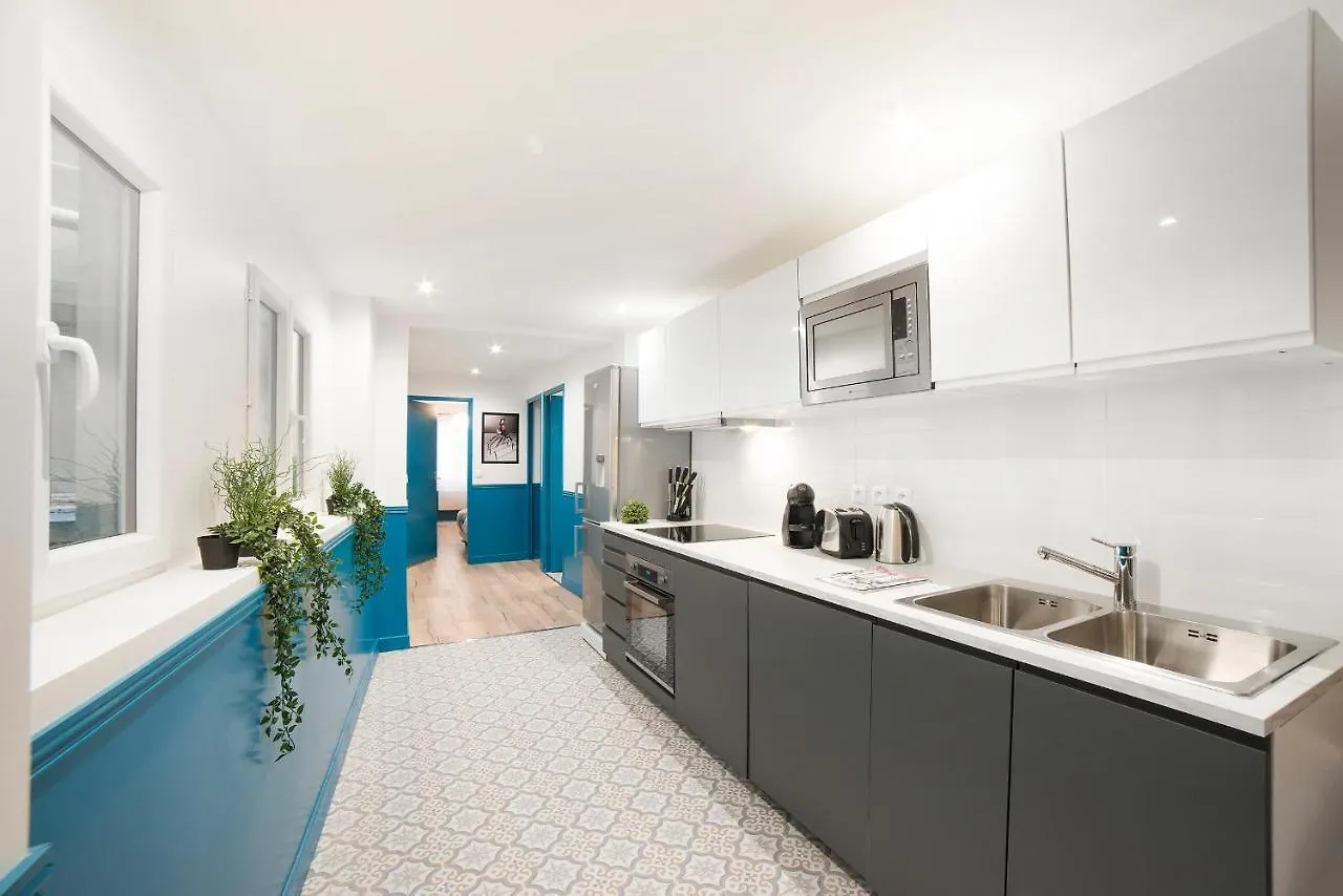 Apartmán Mirror House - 130m2 - 3br / 3ba Aircon 2